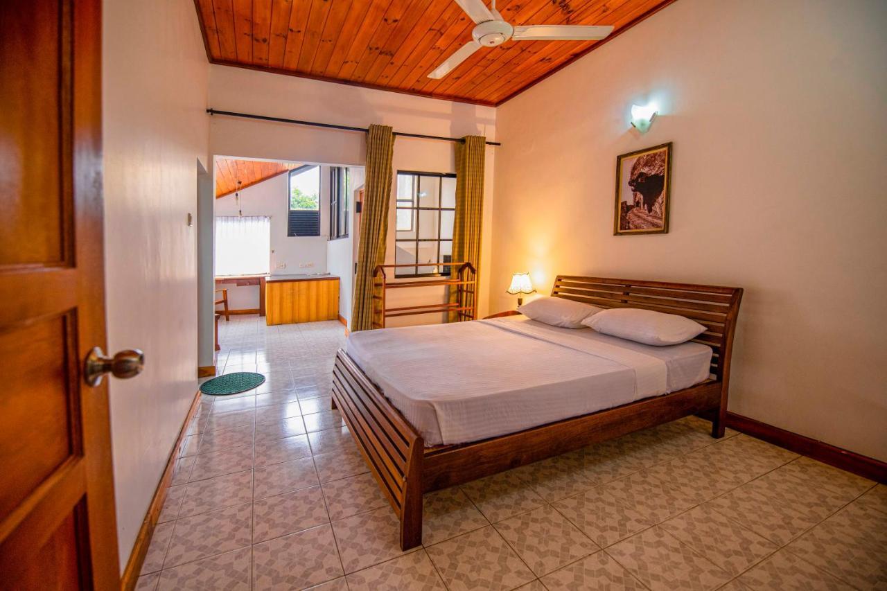 Aa Bungalow แคนดี้ ภายนอก รูปภาพ